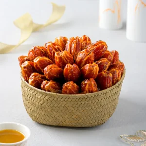 سلة الزاد (تمر محشو بالجوز البيكان)
