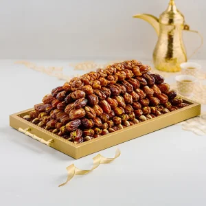 صينية شرقية ذهبية